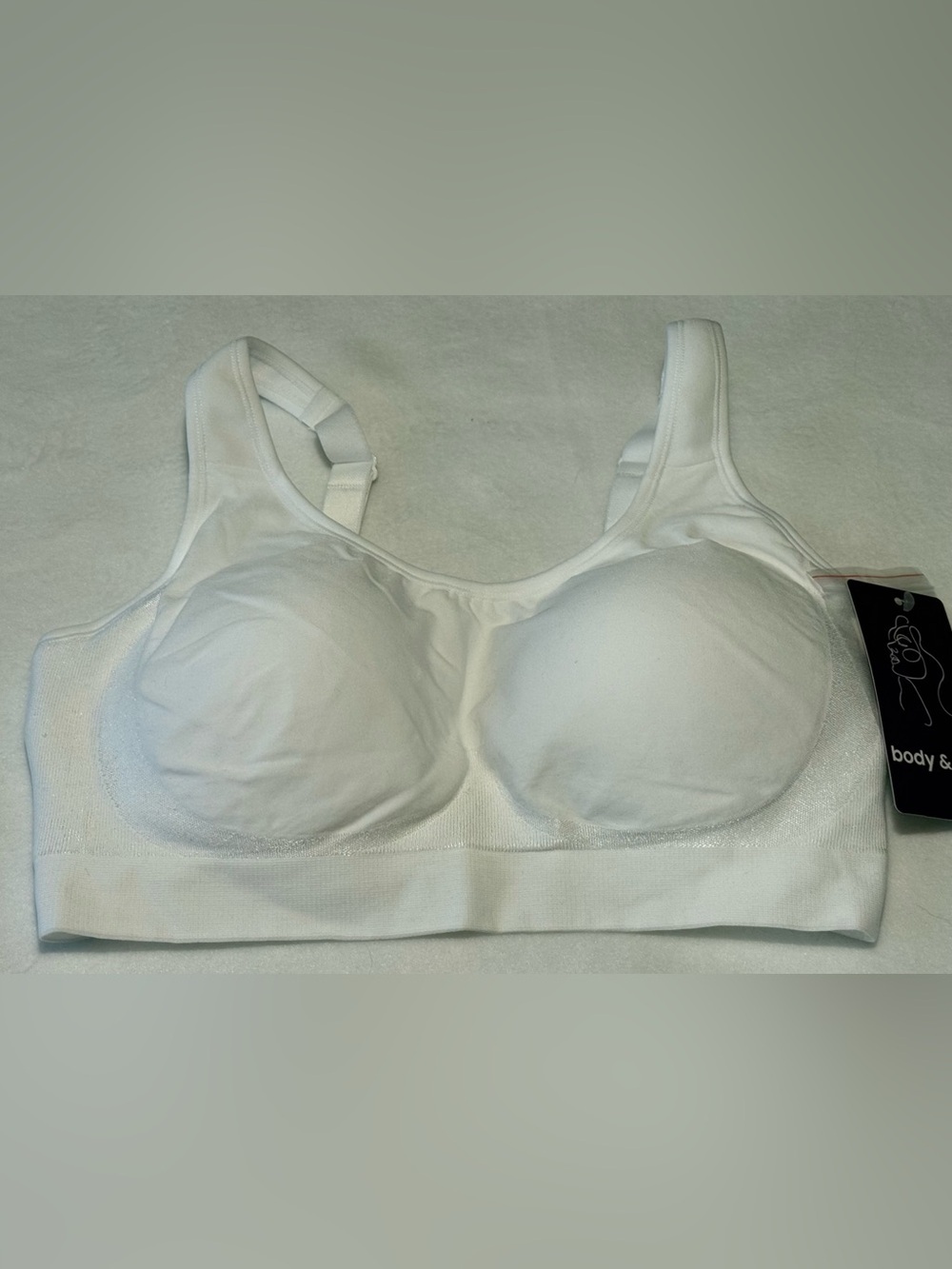 New Body & Bra Decret Support Bra. White. Size Medium.